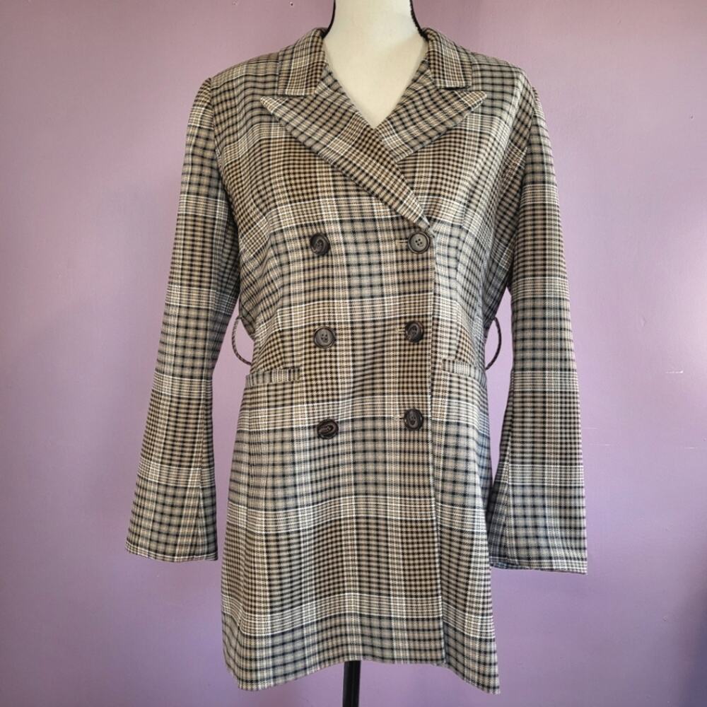 Halogen X Atlantic-Pacific Neutral Houndstooth Plaid Double Breasted Belted Coat - Picture 3 of 12